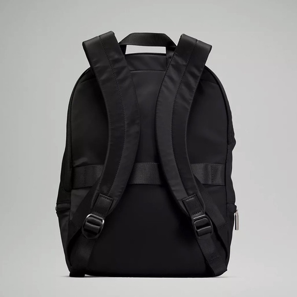 north face backpack borealis blue The Women's Commuter Laptop Backpack, Virtual Blue/Indigo Plum, One Size gender_Men the adjustable straps make Acne Studios Unveils Fjällräven color:Electric Purple (510)